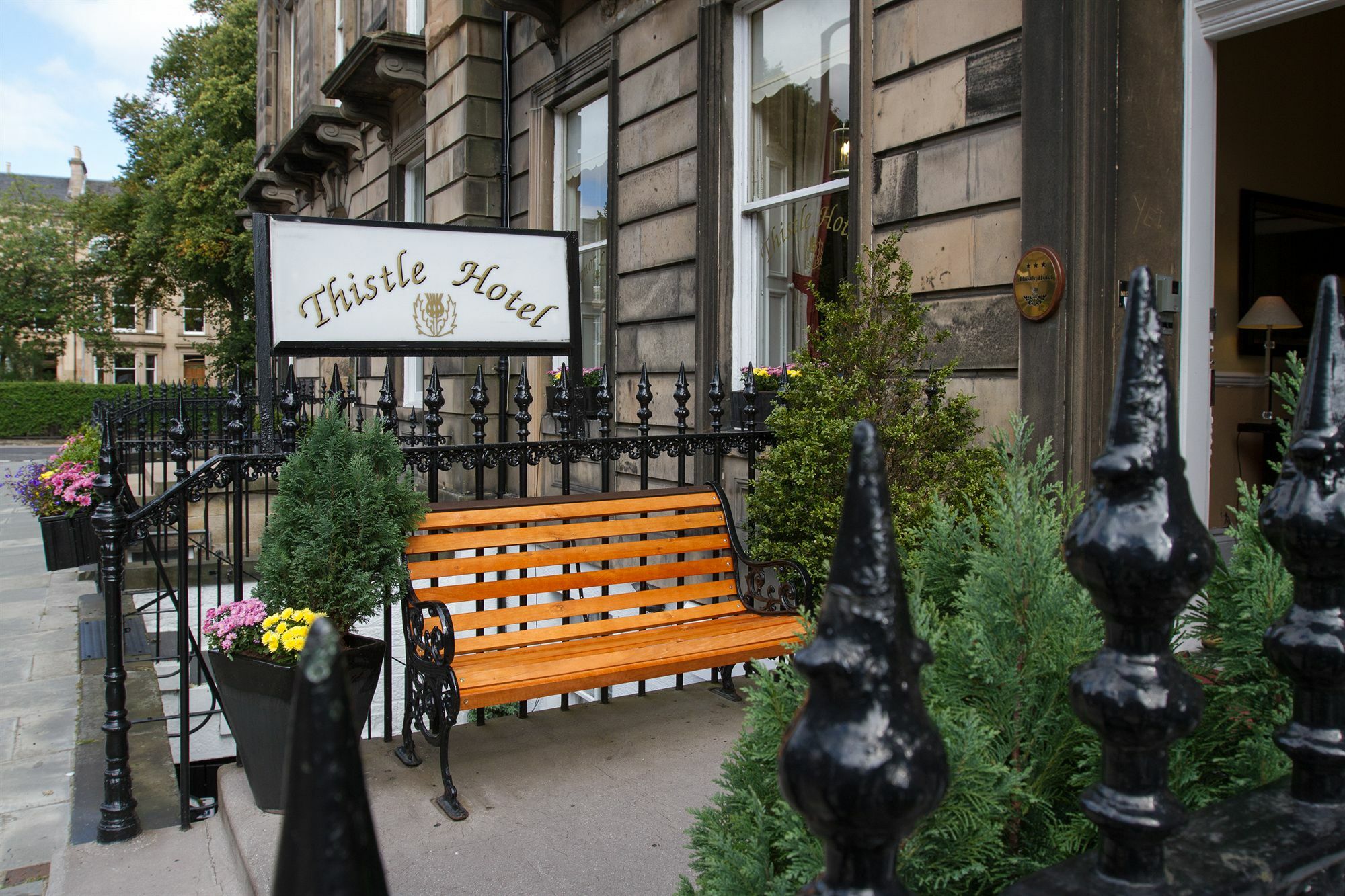 Thistle Hotel EDI Exterior foto